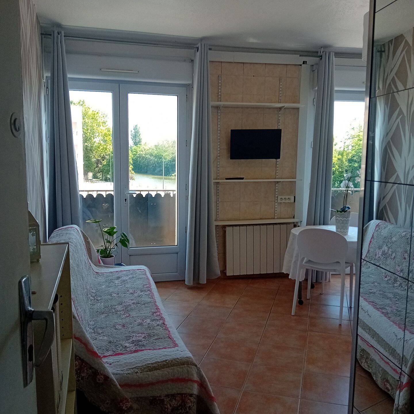 Appartement 1 pièce 26 m² · à Pontoise · 26 m² · 700 €