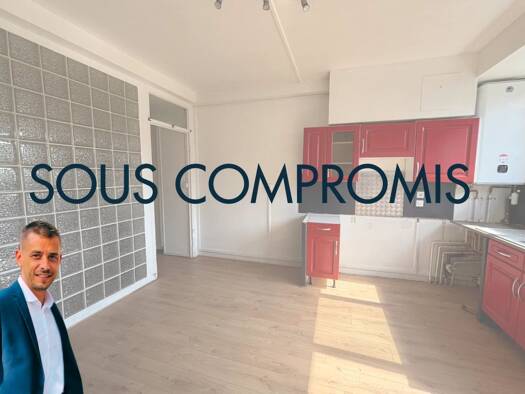 Appartement à vendre 64 000 € 2 pièces 1 chambre 30 m² RDC Gare et Plateaux Rives 38140