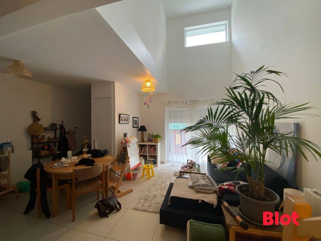 A LOUER - RENNES PLAINE DE BAUD - MAISON INDIVIDUELLE T4 — 2