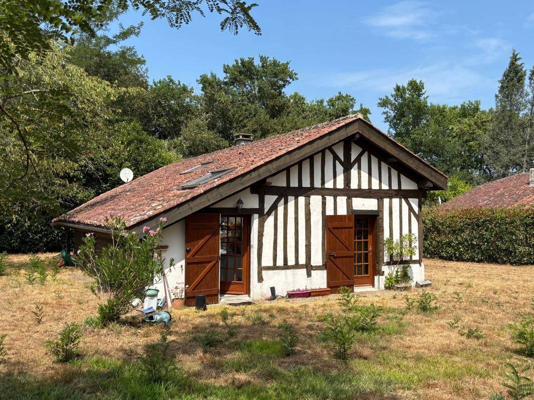 Maison 4 pièces 82 m² · à Mézos · 82 m² · 340 000 €