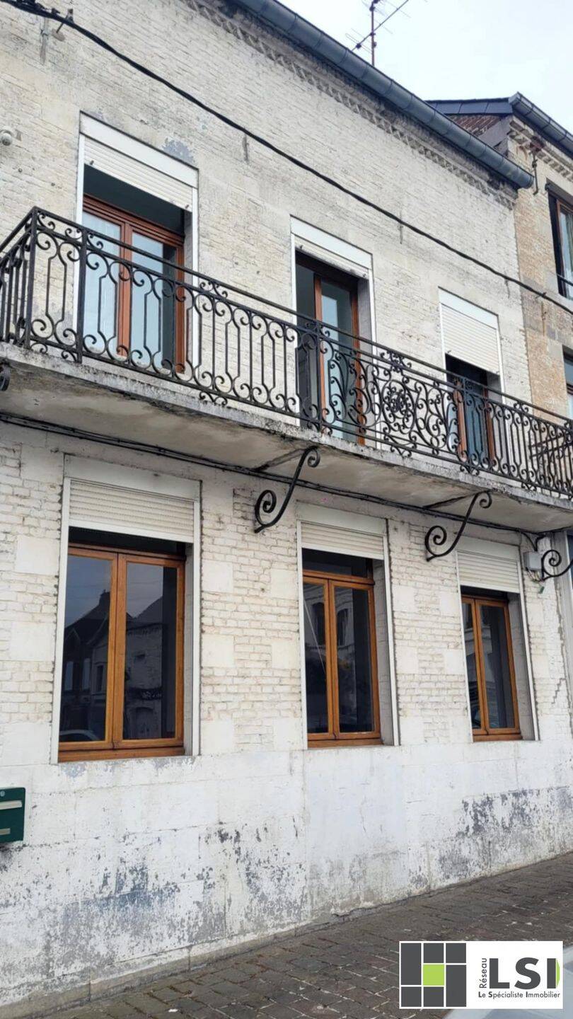 Maison 8 pièces 156 m² · à Berlaimont · 156 m² · 138 000 €