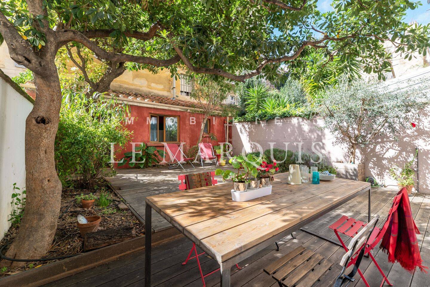 Appartement 5 pièces 155 m² · à Marseille 6ème Arrondissement · 155 m² · 610 000 €