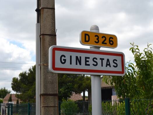 Terrain constructible viabilisé à vendre 78 500 € 367 m² de terrain Ginestas 11120