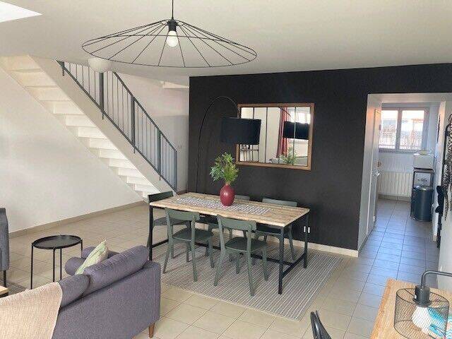Appartement 4 pièces 127 m² · à Lyon 6ème Arrondissement · 127,3 m² · 3 130 €