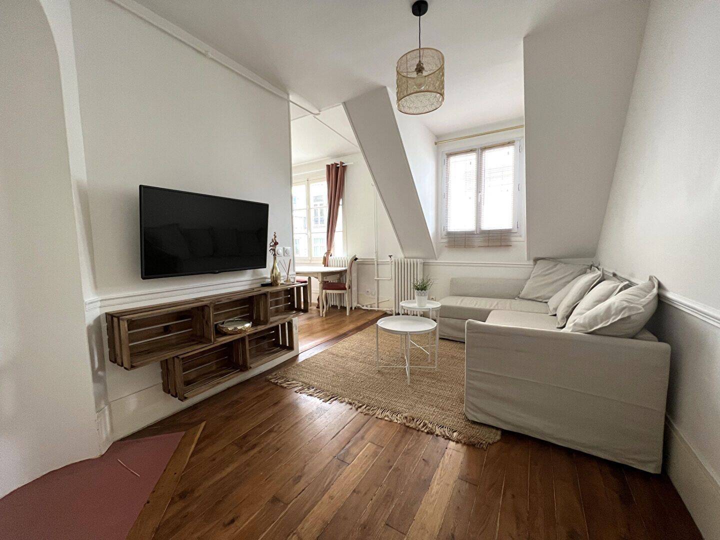 Appartement 2 pièces 32 m² · à Paris 17ème Arrondissement · 32 m² · 1 390 €