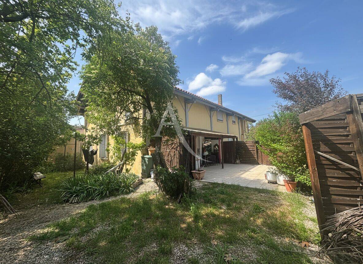 Maison 13 pièces 300 m² · à Carcassonne · 300 m² · 299 900 €