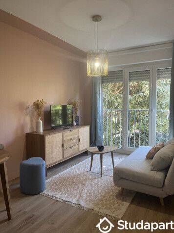 1 pièce 28 m² · à Marseille 1er Arrondissement · 28 m² · 728 €/mois