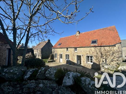 Maison à vendre 323 000 € 4 pièces 3 chambres 88 m² 799 m² de terrain Gréville-Hague 50440