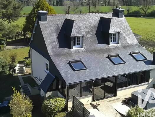 Maison à vendre 317 505 € 7 pièces 3 chambres 132,2 m² 12 410 m² de terrain Saint-Brandan 22800