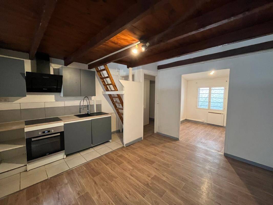 Appartement 1 pièce 41 m² · à Castelnaudary · 41,1 m² · 460 €