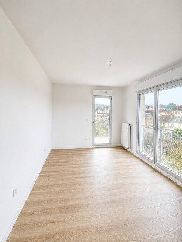 Appartement 3 pièces 64 m² · à Clermont · 64 m² · 826 €