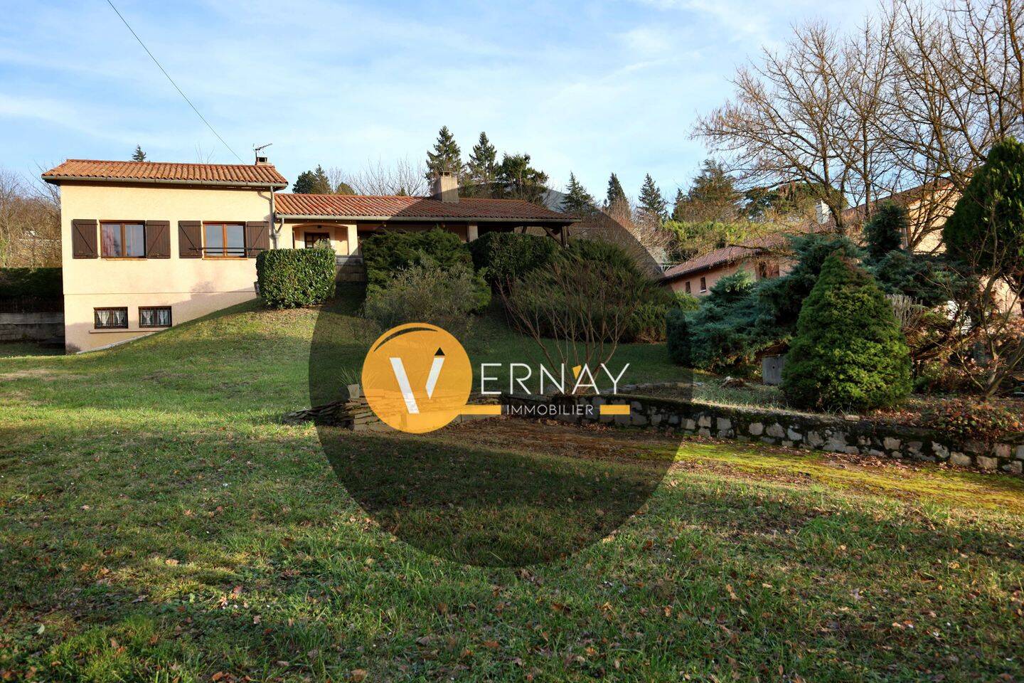 Maison 5 pièces 125 m² · à Luzinay · 124,6 m² · 450 000 €
