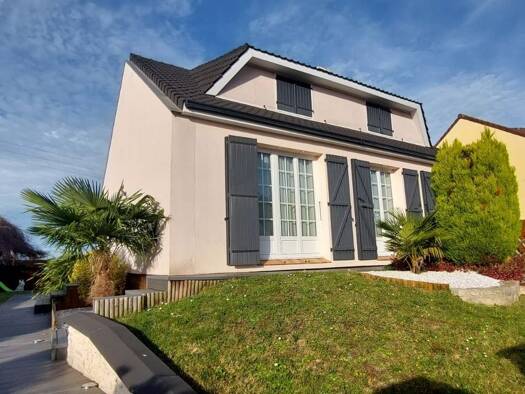 Maison à vendre 452 000 € 5 pièces 4 chambres 141 m² 566 m² de terrain Villeroy 77410