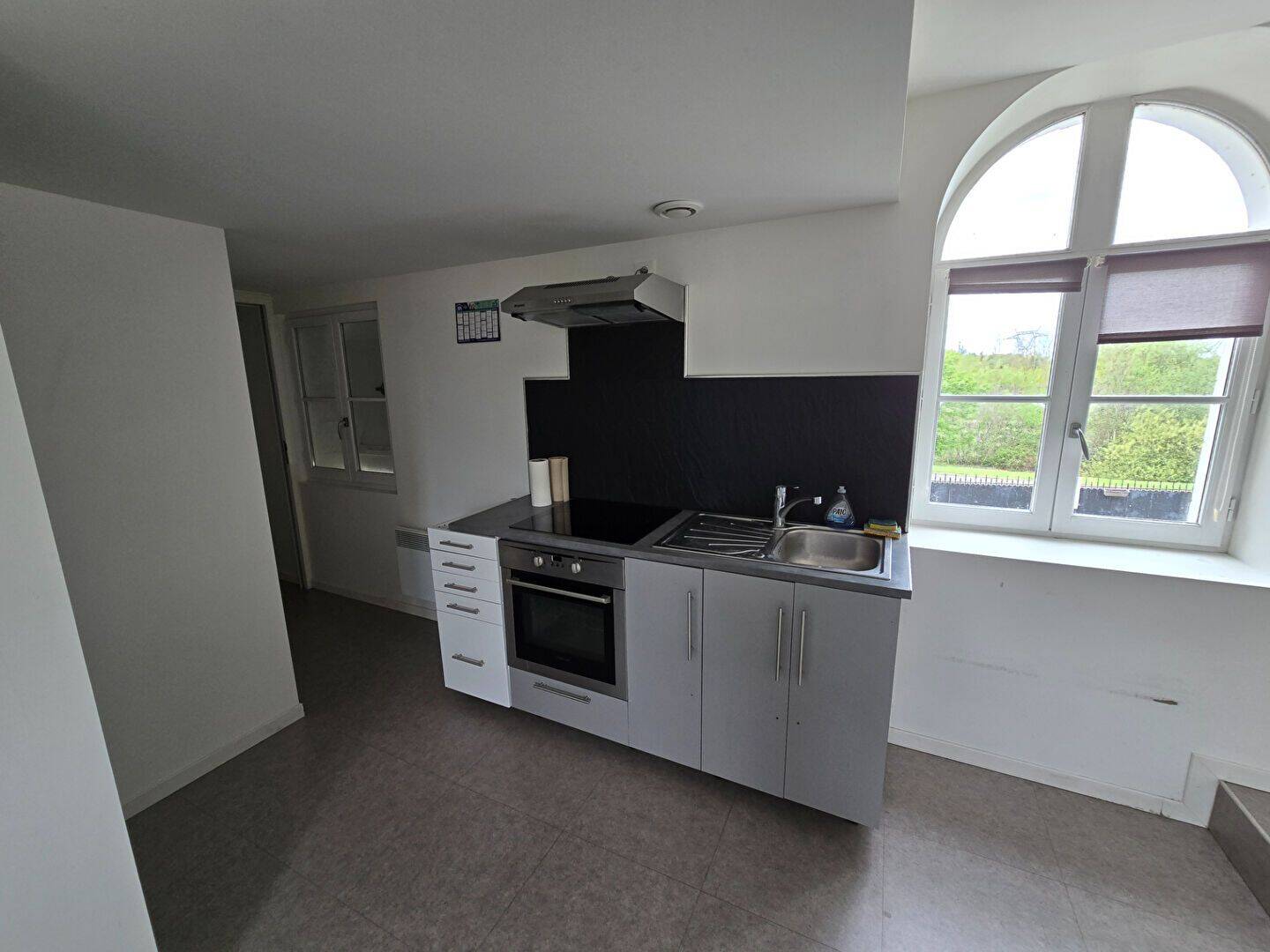 Appartement 2 pièces 34 m² · à Mours · 34 m² · 700 €