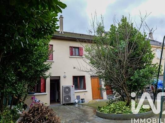 Maison à vendre 583 000 € 8 pièces 6 chambres 240 m² 300 m² de terrain Edouard Vaillant Bobigny 93000
