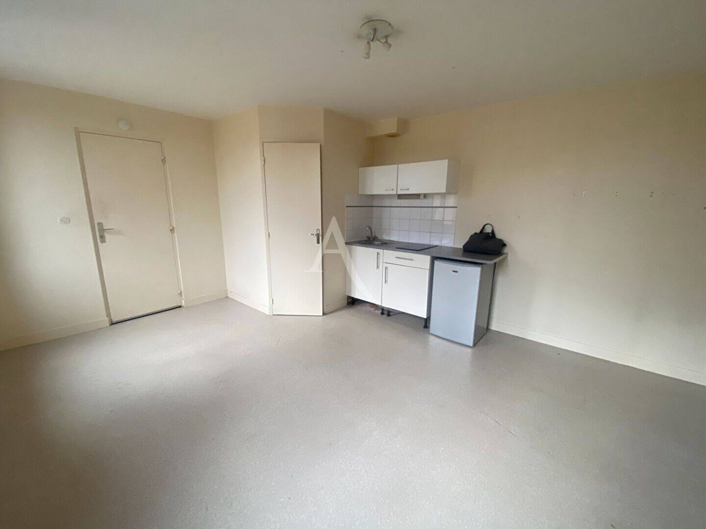 Appartement 1 pièce 30 m² · à Orléans · 30 m² · 460 €