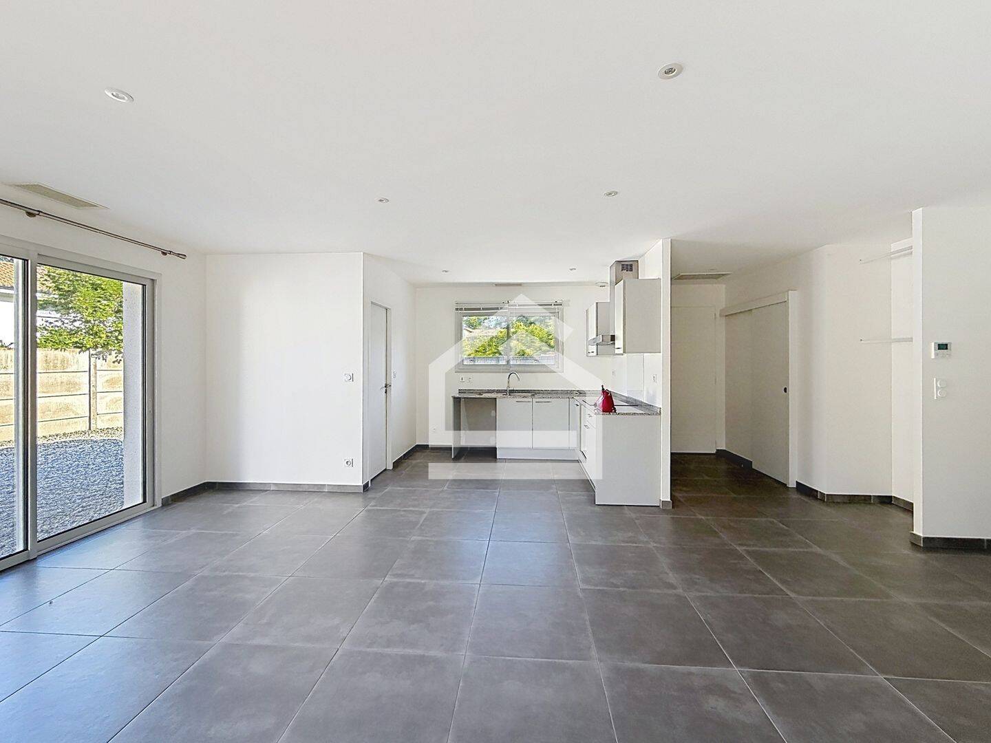 Maison 4 pièces 91 m² · à Saint-Aubin-de-Médoc · 91,1 m² · 390 000 €