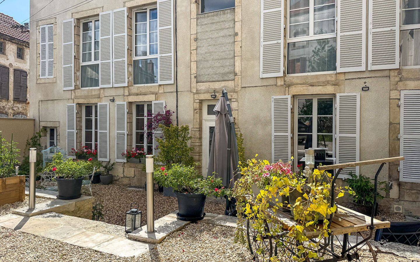 Maison 9 pièces 365 m² · à Châtillon-sur-Seine · 365 m² · 560 000 €
