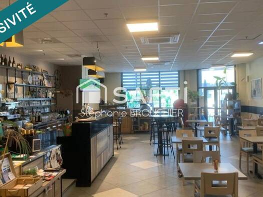 Bar / Café à vendre Fonds de commerce 299 000 € 290 m² d'espace de restauration Ruoms 07120