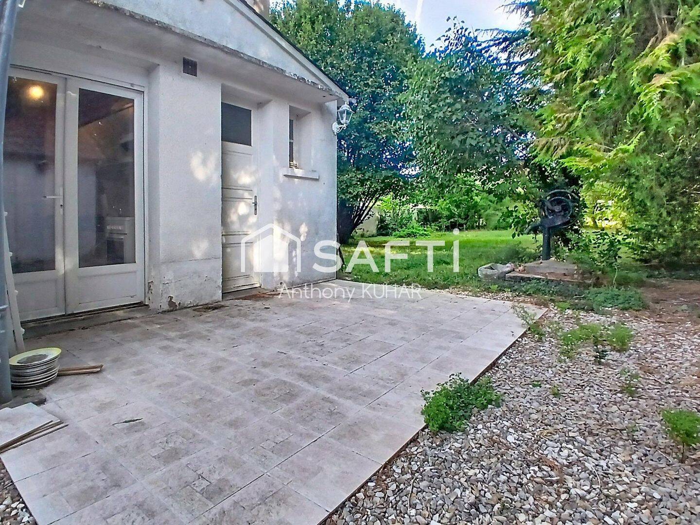 Maison 4 pièces 82 m² · à La Guerche-sur-l'Aubois · 82 m² · 86 000 €