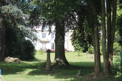 Château à vendre 1 659 000 € 26 pièces 15 chambres 693 m² Sud Est Guingamp 22200