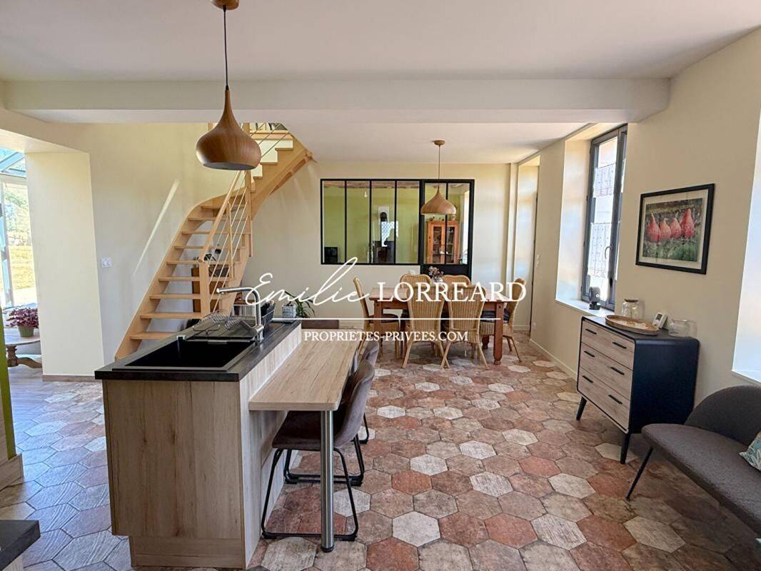 Maison 6 pièces 153 m² · à La Suze-sur-Sarthe · 153 m² · 279 000 €