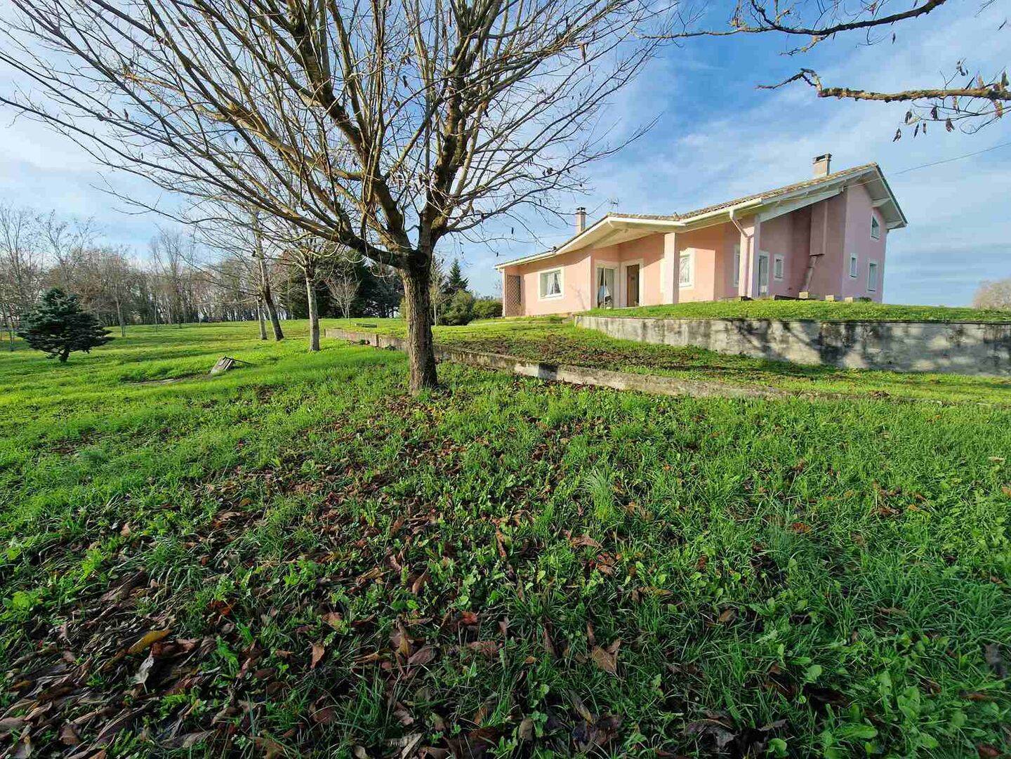 Maison 5 pièces 156 m² · à Cézac · 156 m² · 263 750 €