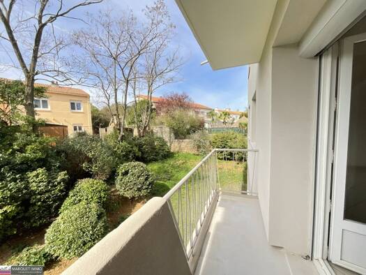 Appartement à vendre 112 000 € 3 pièces 2 chambres 69 m² 1er étage Ancien Hôpital Béziers 34500