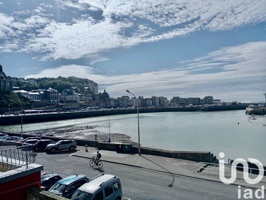 Appartement à vendre 210 000 € 3 pièces 2 chambres 79 m² Étage 1/4 Moderne Le Tréport 76470