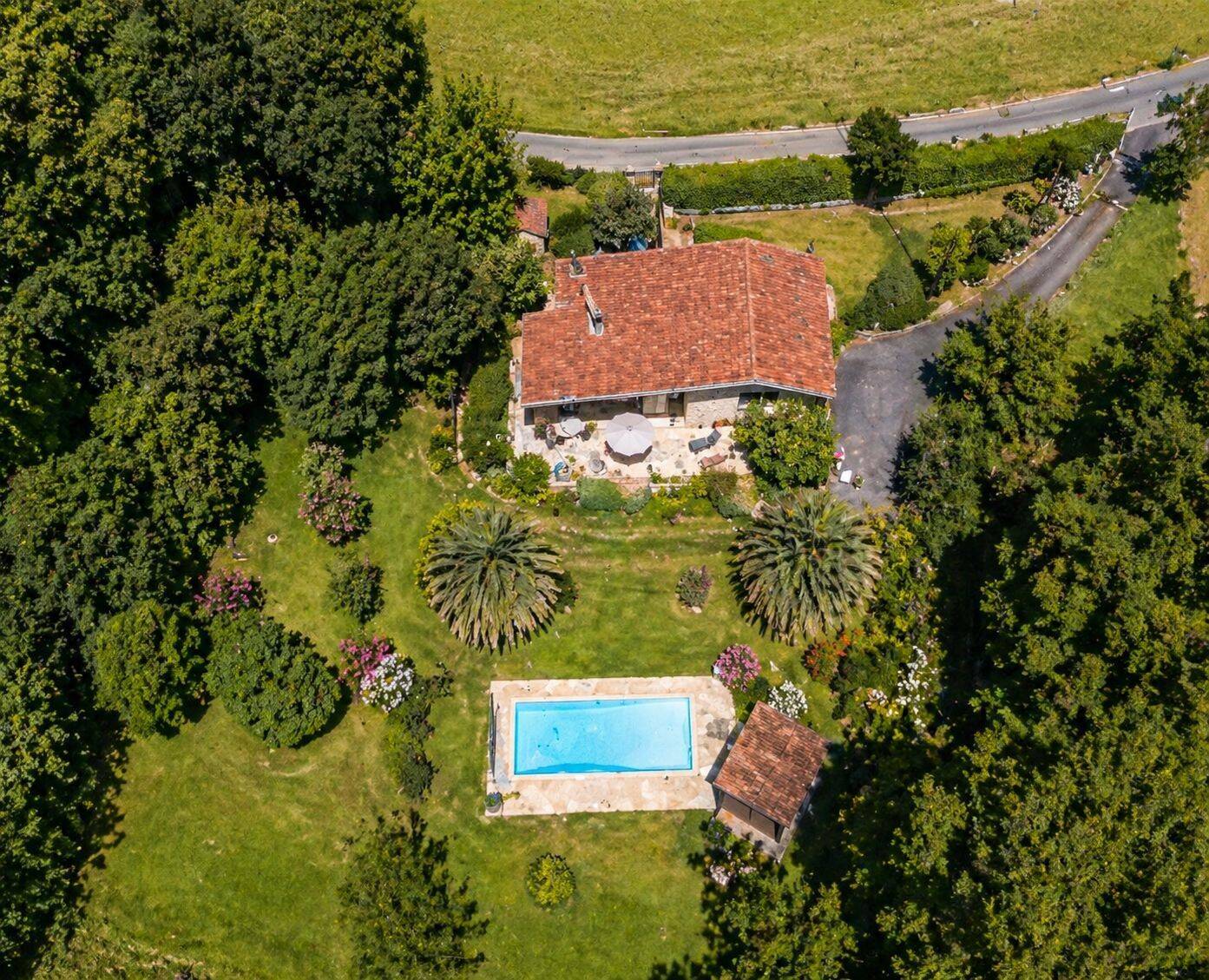 Maison 7 pièces 216 m² · à Arbonne · 216 m² · 1 095 000 €