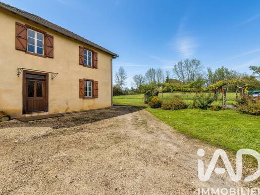 Terrain constructible à vendre 28 000 € 1 693 m² de terrain Mont-d'Astarac 32140