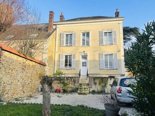 Maison à vendre 284 000 € 5 pièces 3 chambres 113 m² 401 m² de terrain Nogent-le-Rotrou 28400