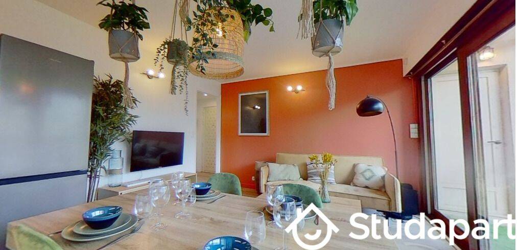 1 pièce 10 m² · à Massy · 10 m² · 580 €/mois
