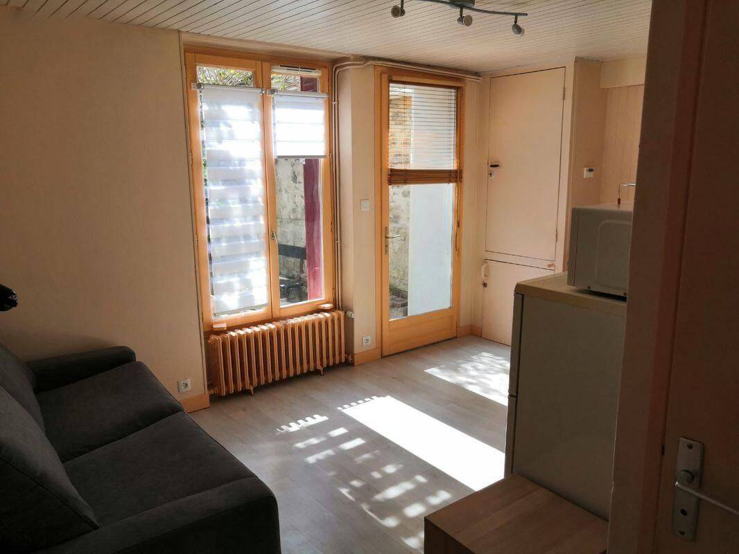 Appartement 1 pièce 18 m² · à Pontoise · 18 m² · 649 €