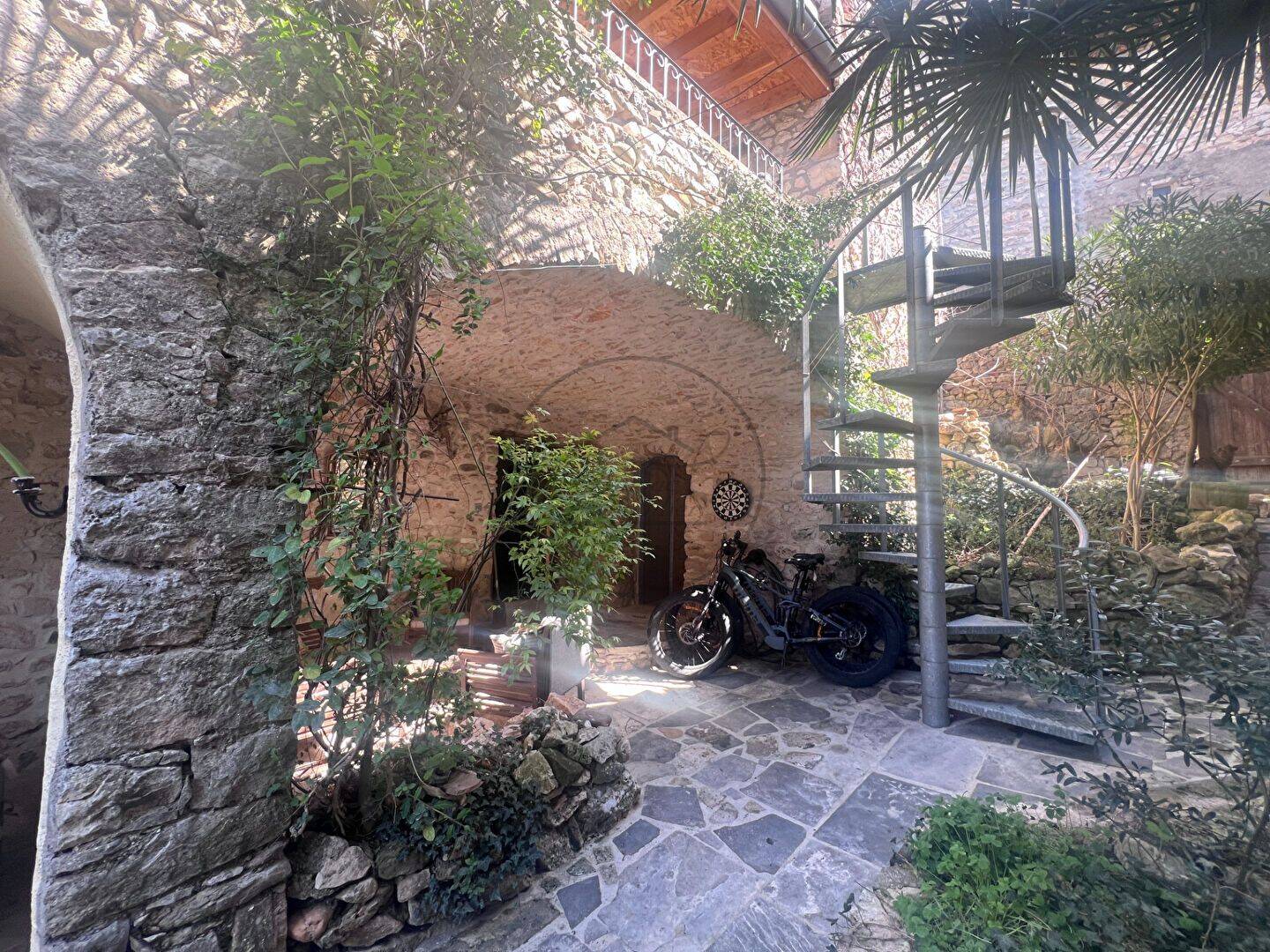 Maison 4 pièces 100 m² · à Rochegude · 100 m² · 229 500 €