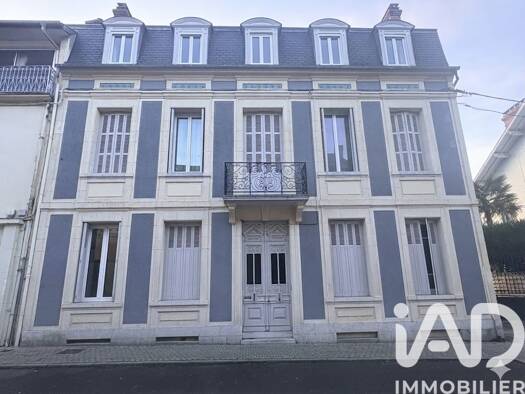 Appartement à vendre 185 000 € 4 pièces 3 chambres 126 m² Étage 1/2 Pradeau-Gare-Rue G.Lassale Tarbes 65000