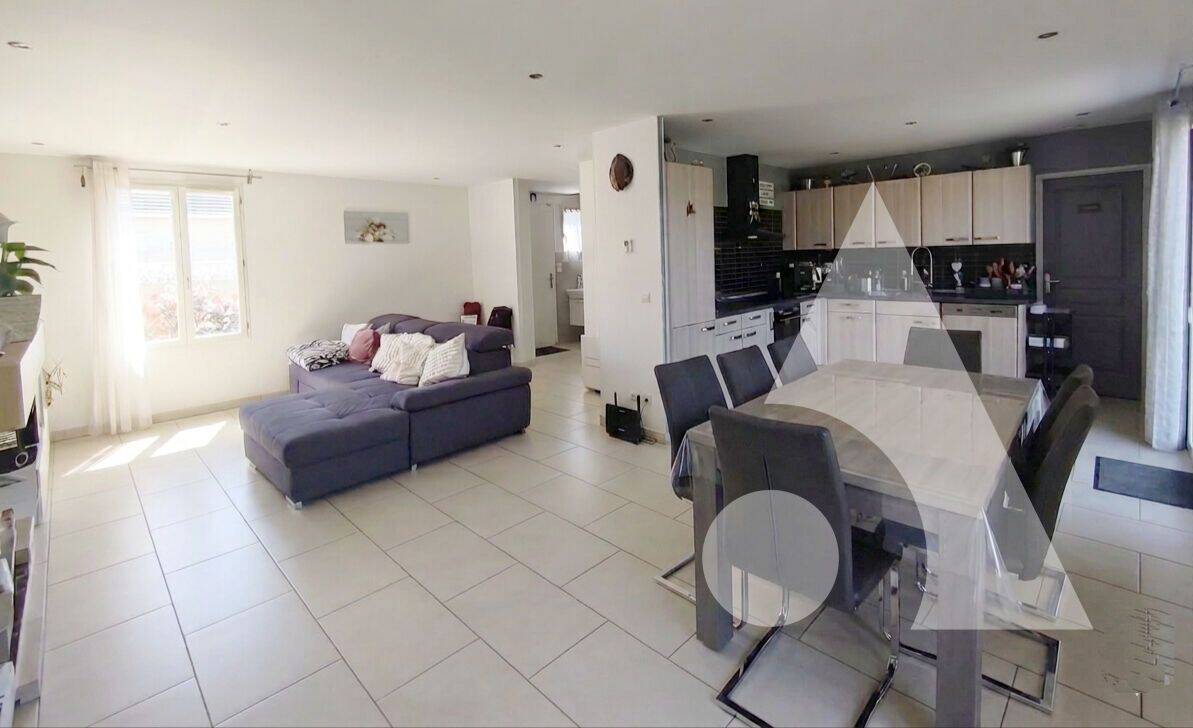 Maison 6 pièces 101 m² · à Nanteuil-le-Haudouin · 101 m² · 334 900 €