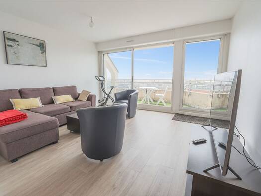 Appartement à louer 1 450 € 4 pièces 2 chambres 94 m² 3ème étage Gare-Jouvenet Rouen 76000