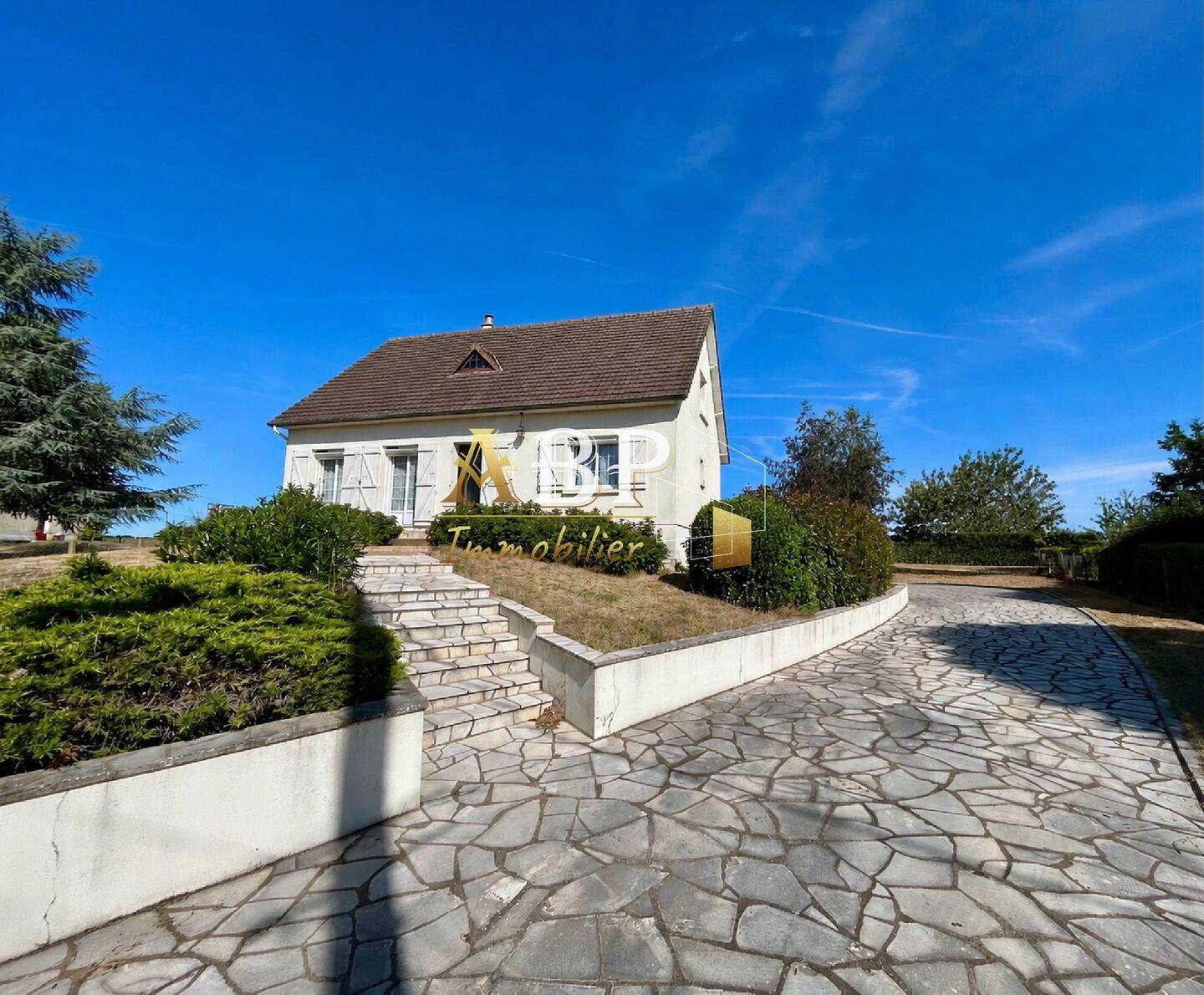 Maison 5 pièces 139 m² · à Bonneval · 138,5 m² · 159 750 €