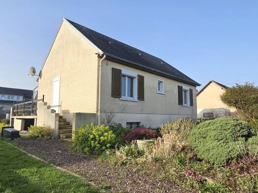 Maison de plain-pied à vendre 212 500 € 5 pièces 2 chambres 95,3 m² 784 m² de terrain Vierville-sur-Mer 14710