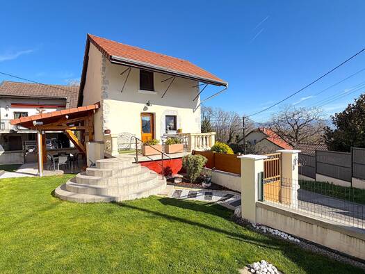 Maison à vendre 255 000 € 3 pièces 1 chambre 65 m² 237 m² de terrain Corbonod 01420