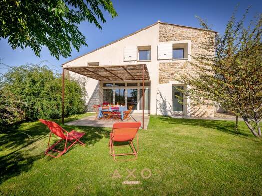 Demeure à vendre 1 295 000 € 25 pièces 13 chambres 567 m² 6 600 m² de terrain Moustiers-Sainte-Marie 04360