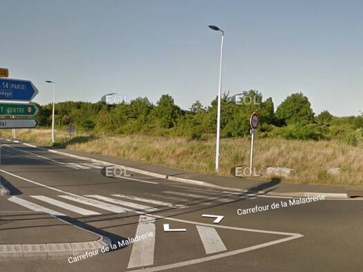 Terrain constructible à louer 30 000 € 12 000 m² de terrain Sud Chambourcy 78240