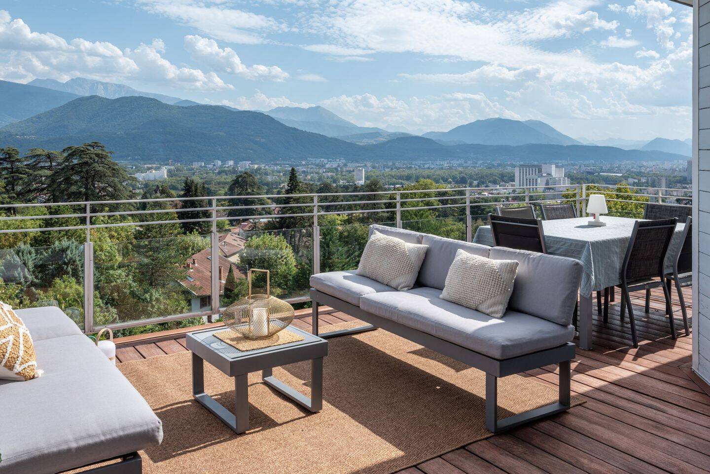 Maison 7 pièces 213 m² · à La Tronche · 213,4 m² · 895 000 €