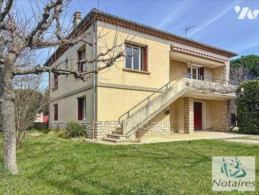 Maison à vendre 460 000 € 5 pièces 3 chambres 104 m² Mallemort 13370