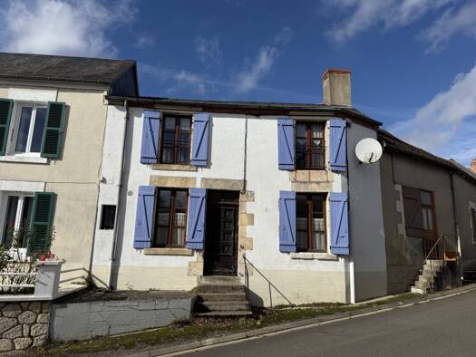 Maison à vendre 75 000 € 4 pièces 2 chambres 78 m² 1 500 m² de terrain Groises 18140