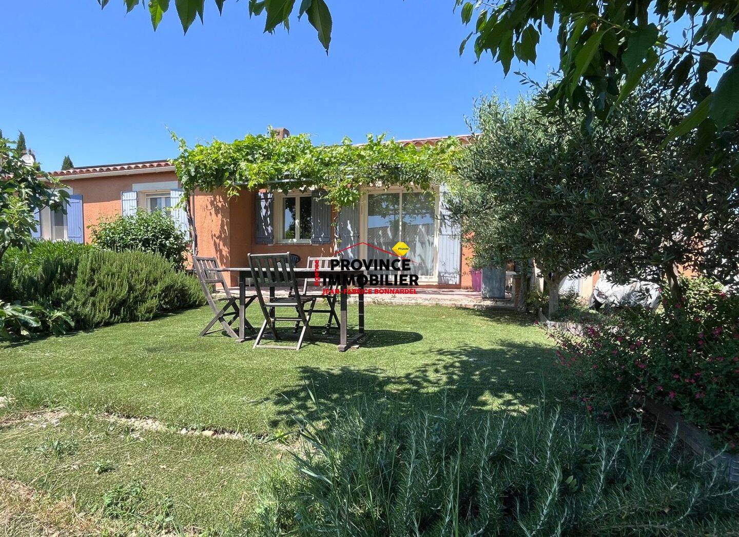 Maison 5 pièces 97 m² · à Suze-la-Rousse · 97 m² · 270 000 €