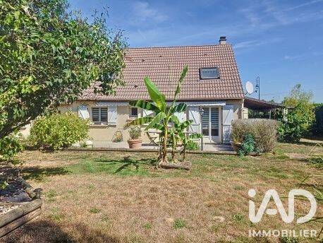 Maison 6 pièces 153 m² · à Le Mesnil-Simon · 153 m² · 296 000 €