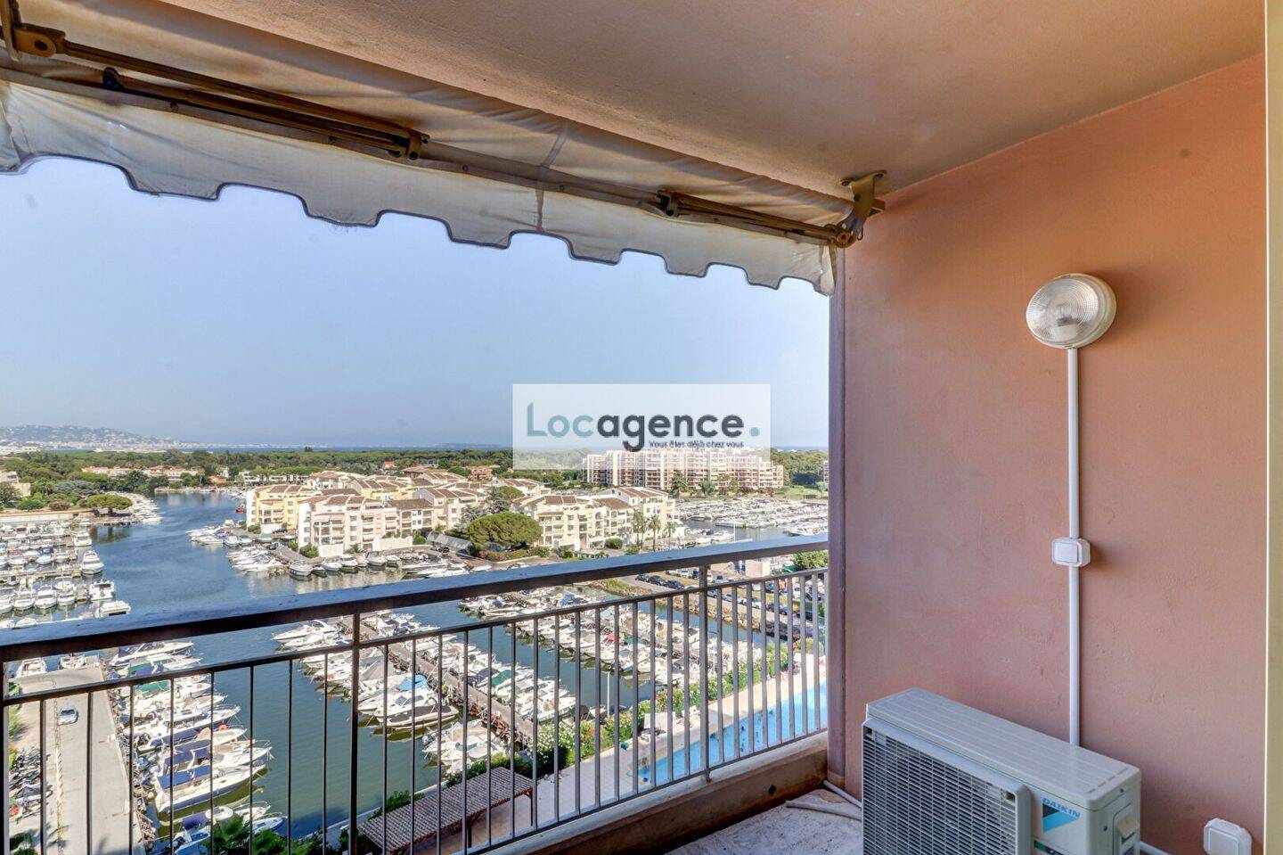 Appartement 1 pièce 28 m² · à Mandelieu-la-Napoule · 28,2 m² · 790 €/mois