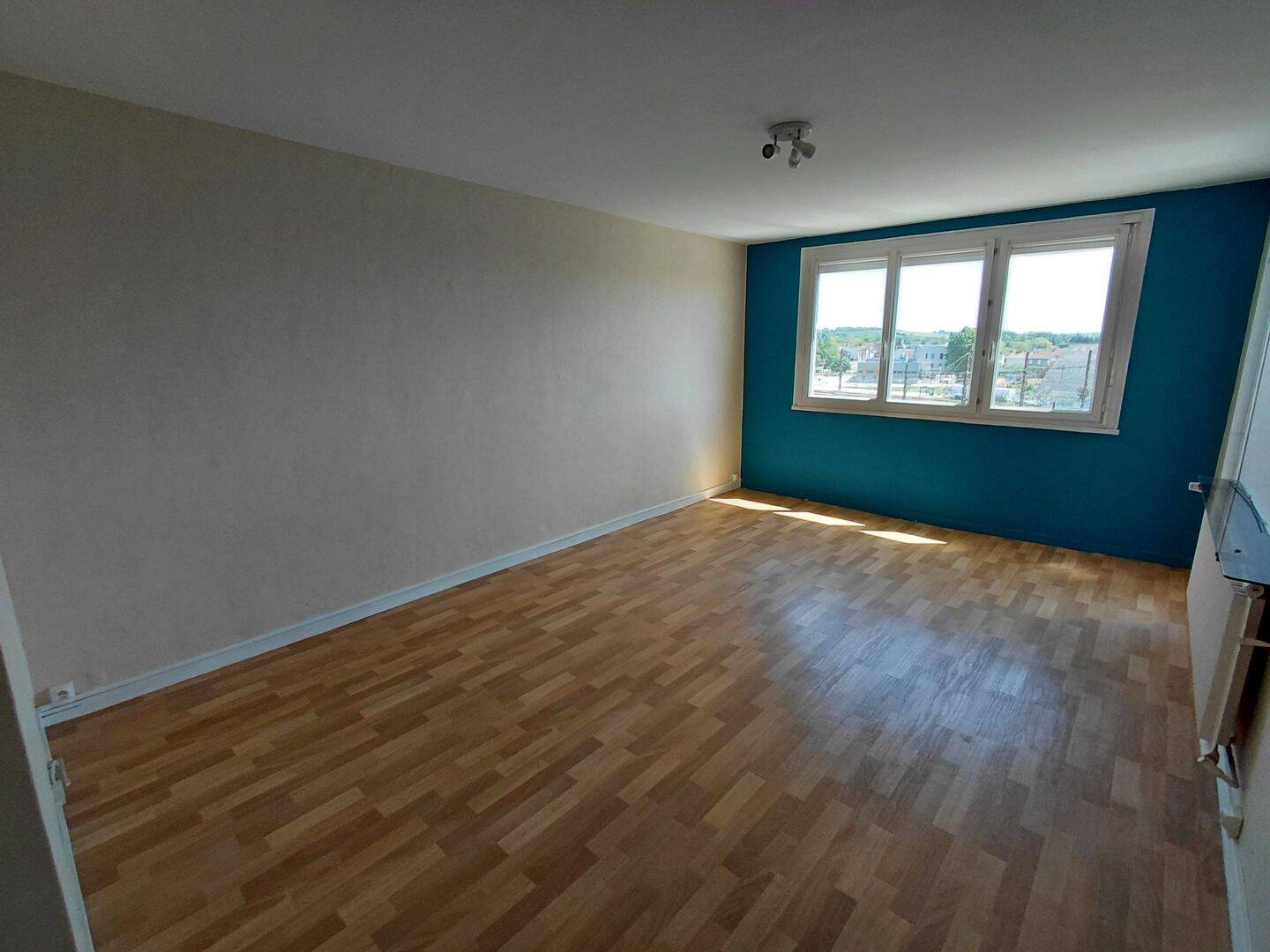 Appartement 3 pièces 63 m² · à Migennes · 63 m² · 69 000 €